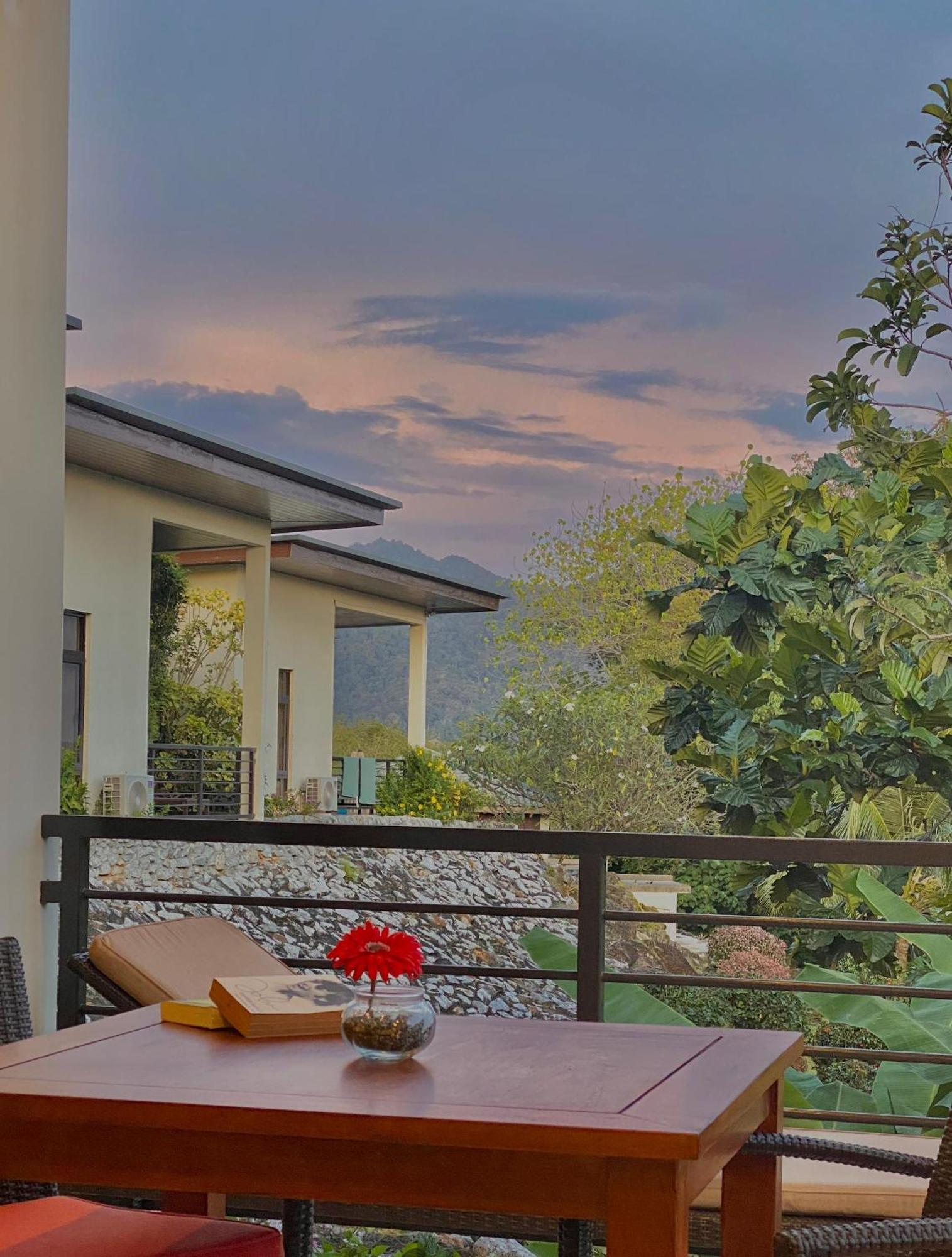 Ranis Lodge Padang Mat Sirat Экстерьер фото
